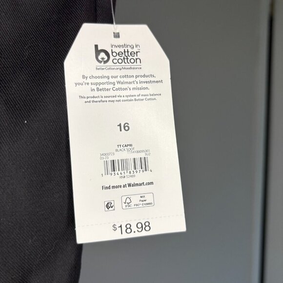 TIME and TRU NEW TT Capri Women's 16 Black Flat Front Stretch - Picture 4 of 7